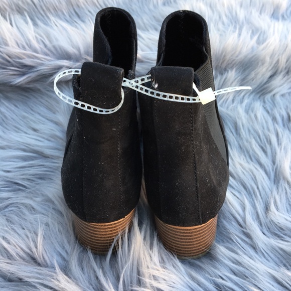 Loft Black Suede Chunky Heel Boots - Picture 4 of 7